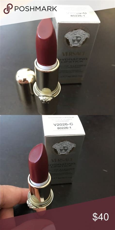 versace sesnual glam full volume lipstik|Versace .